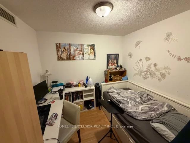 33, Cox, Unionville, Markham