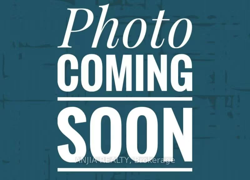 7161, Yonge, Thornhill, Markham