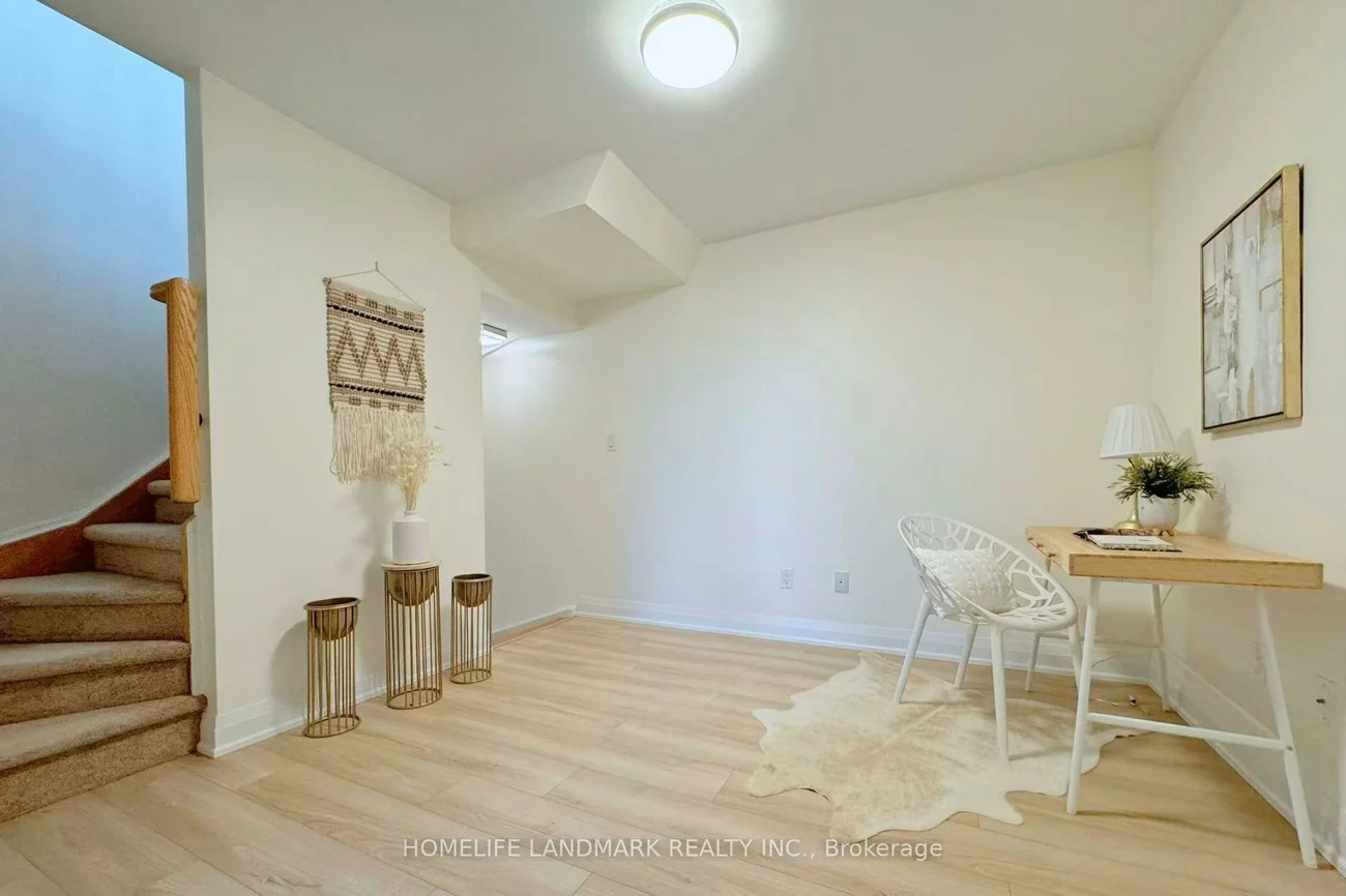 320, John, Aileen-Willowbrook, Markham