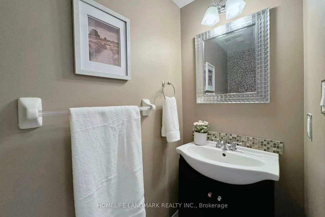 320, John, Aileen-Willowbrook, Markham