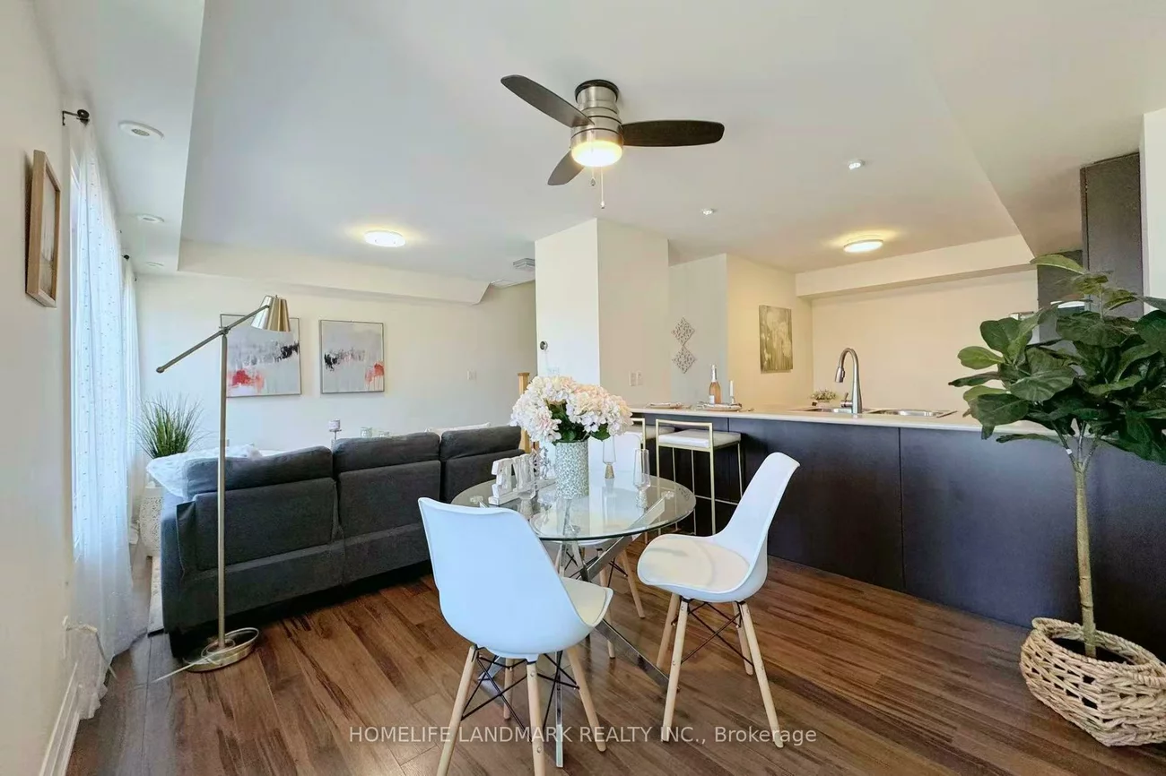 320, John, Aileen-Willowbrook, Markham