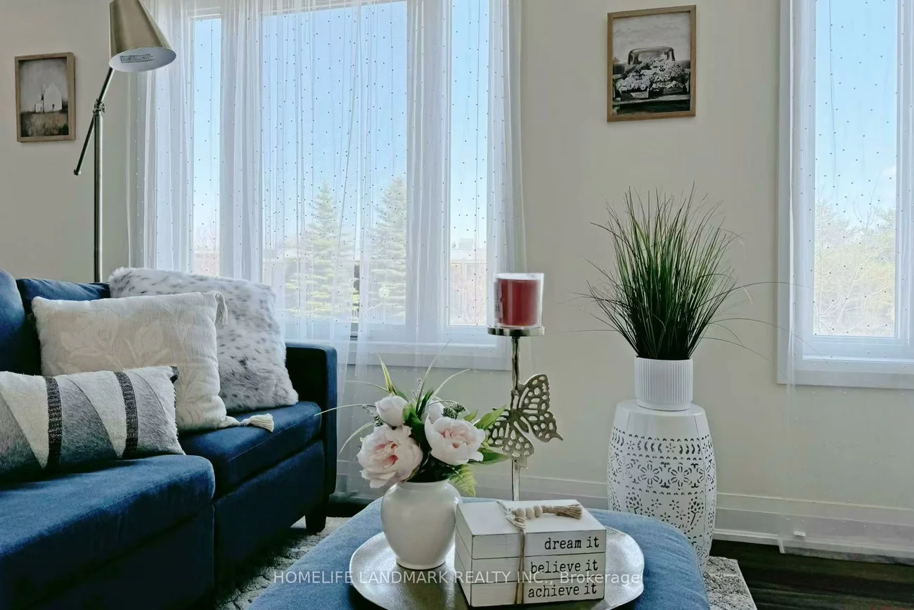 320, John, Aileen-Willowbrook, Markham