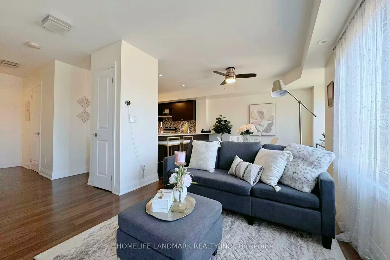 320, John, Aileen-Willowbrook, Markham