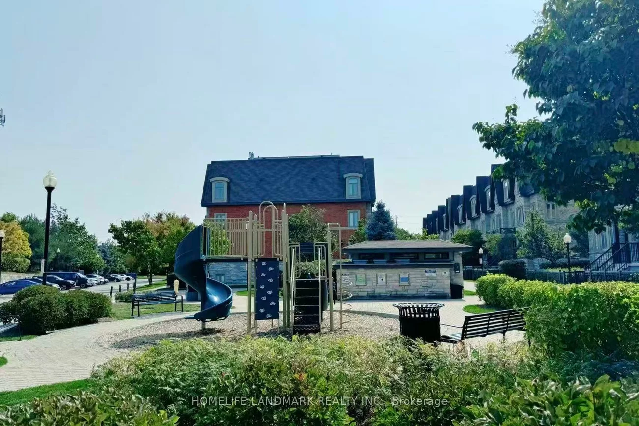 320, John, Aileen-Willowbrook, Markham