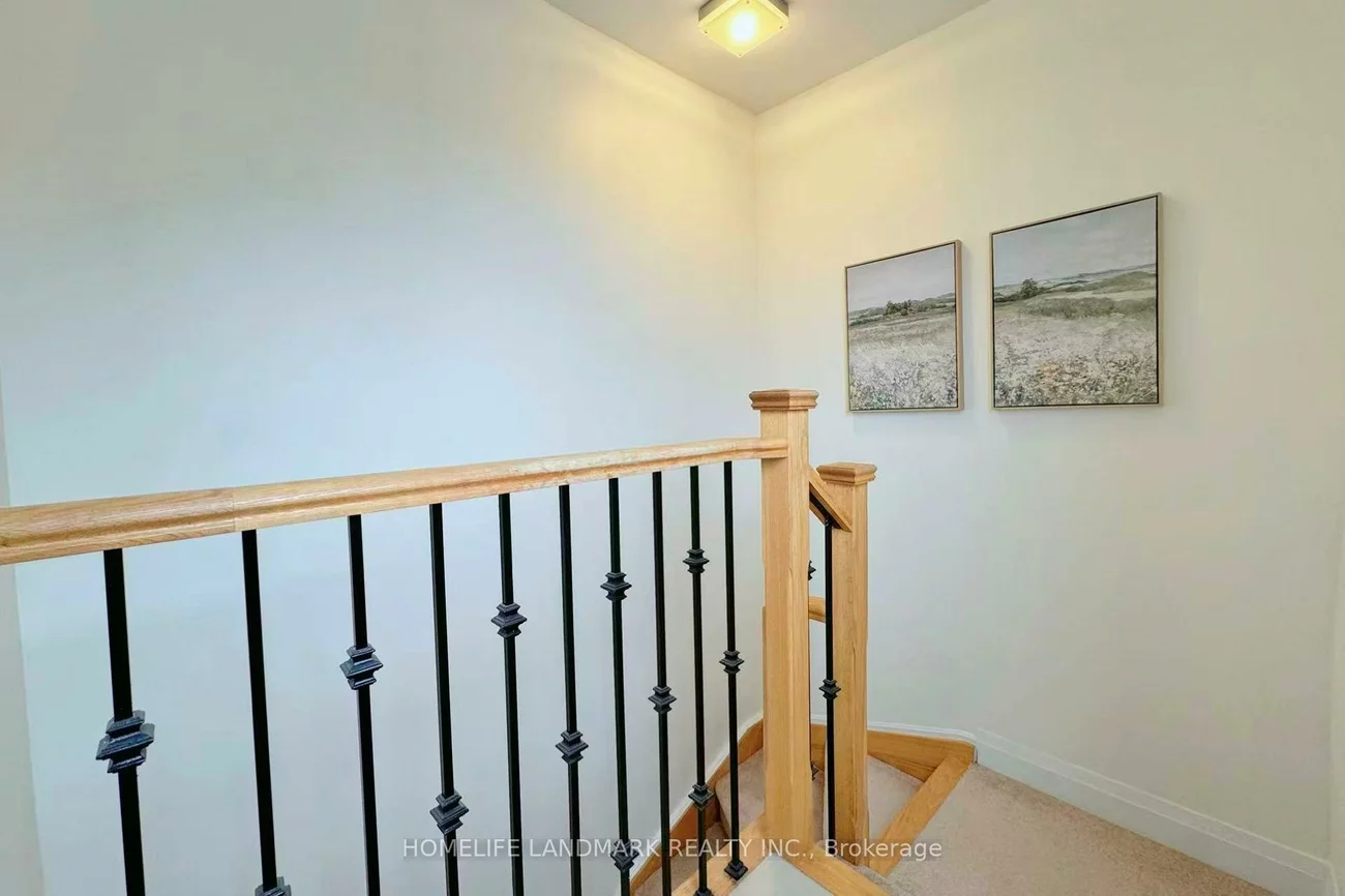 320, John, Aileen-Willowbrook, Markham