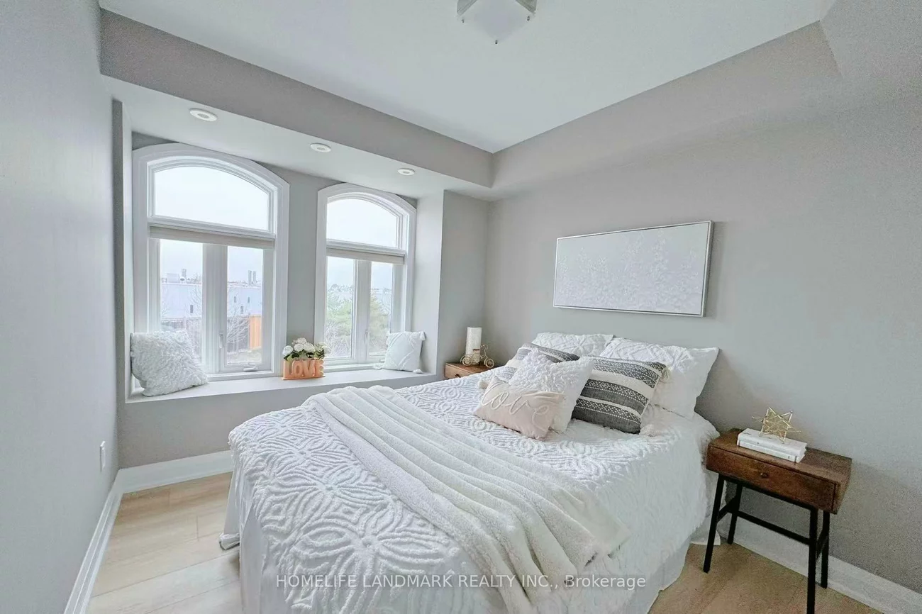 320, John, Aileen-Willowbrook, Markham