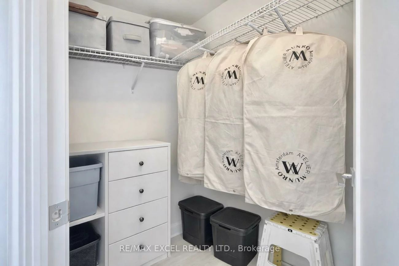 9, Stollery Pond, Angus Glen, Markham