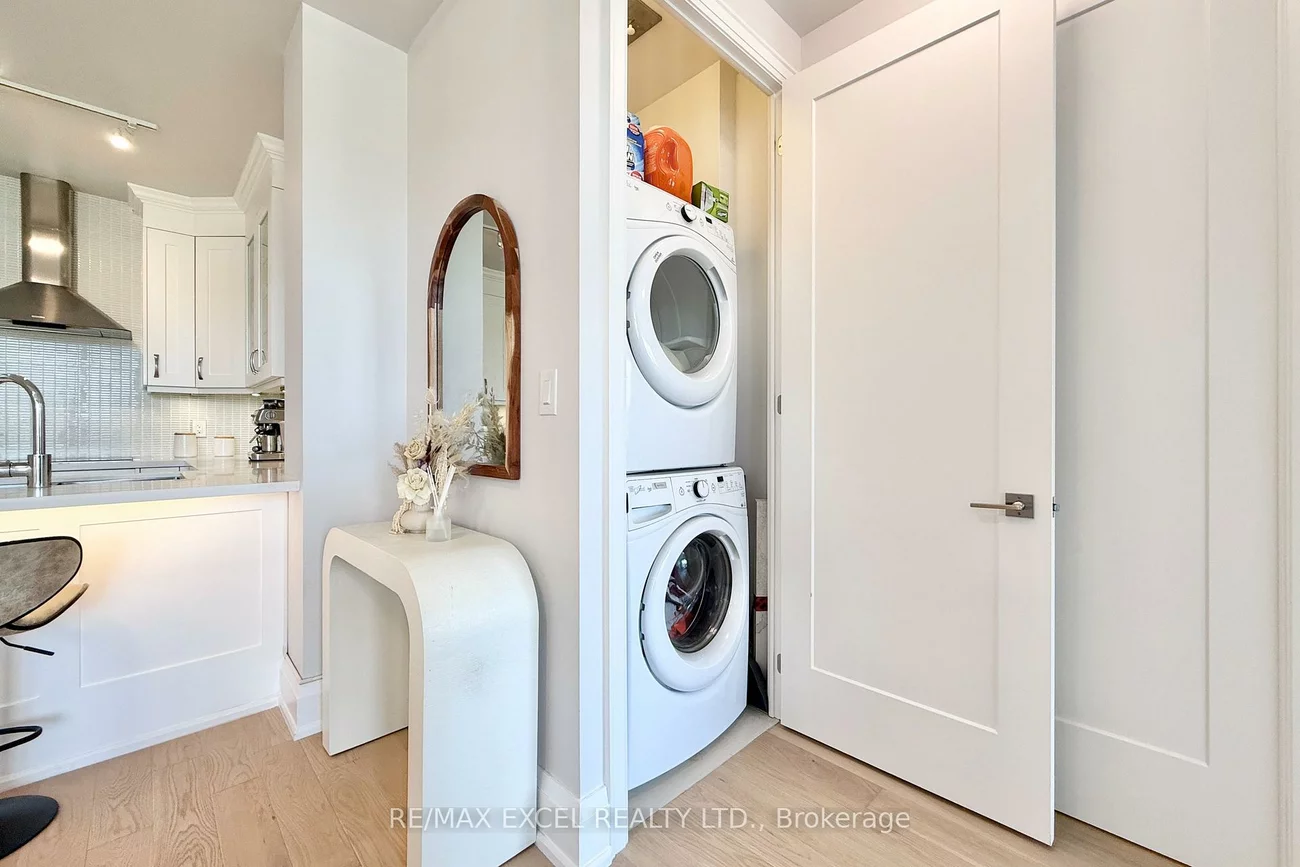 9, Stollery Pond, Angus Glen, Markham