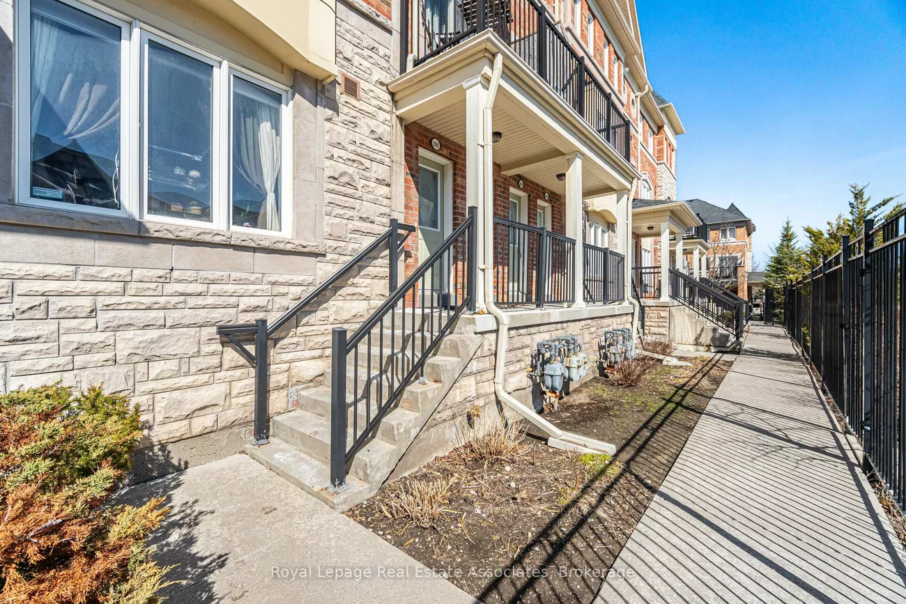 192, Louisbourg, Greensborough, Markham