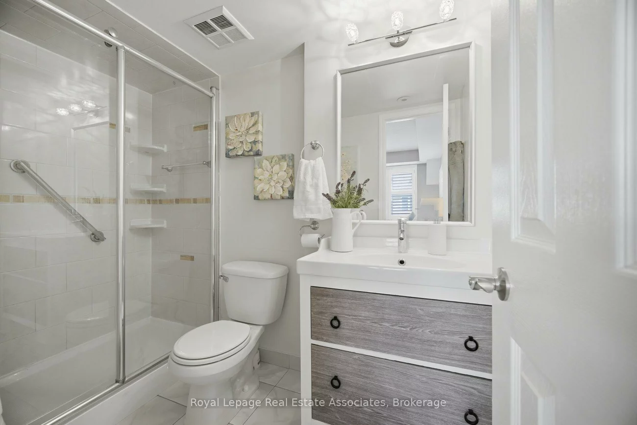 192, Louisbourg, Greensborough, Markham