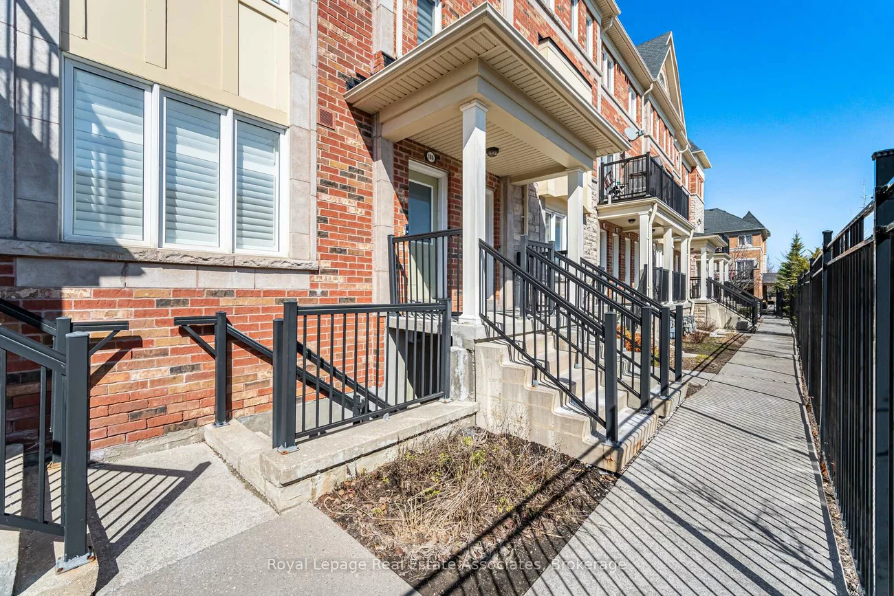 192, Louisbourg, Greensborough, Markham
