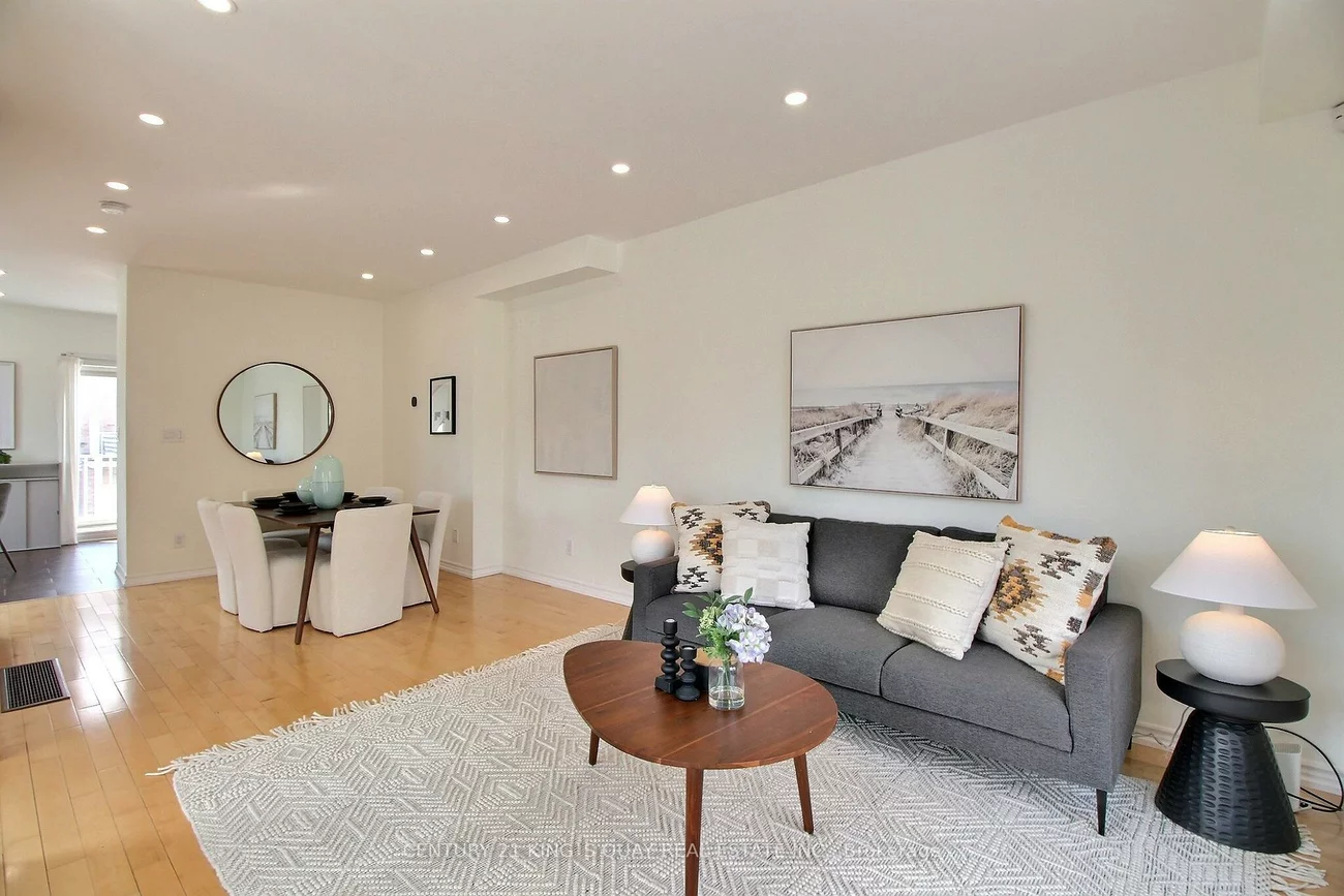 40, Leitchcroft, Commerce Valley, Markham