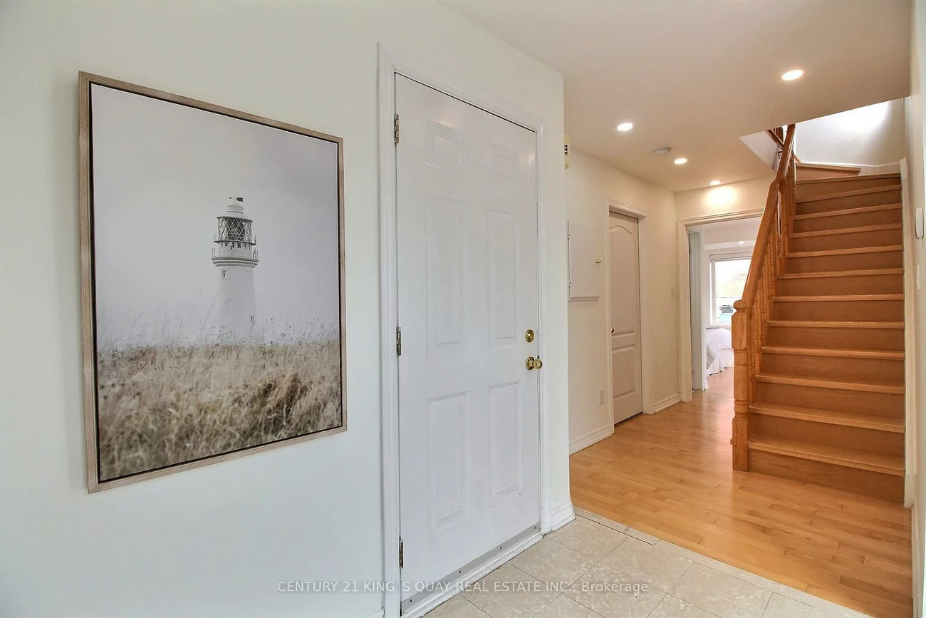 40, Leitchcroft, Commerce Valley, Markham