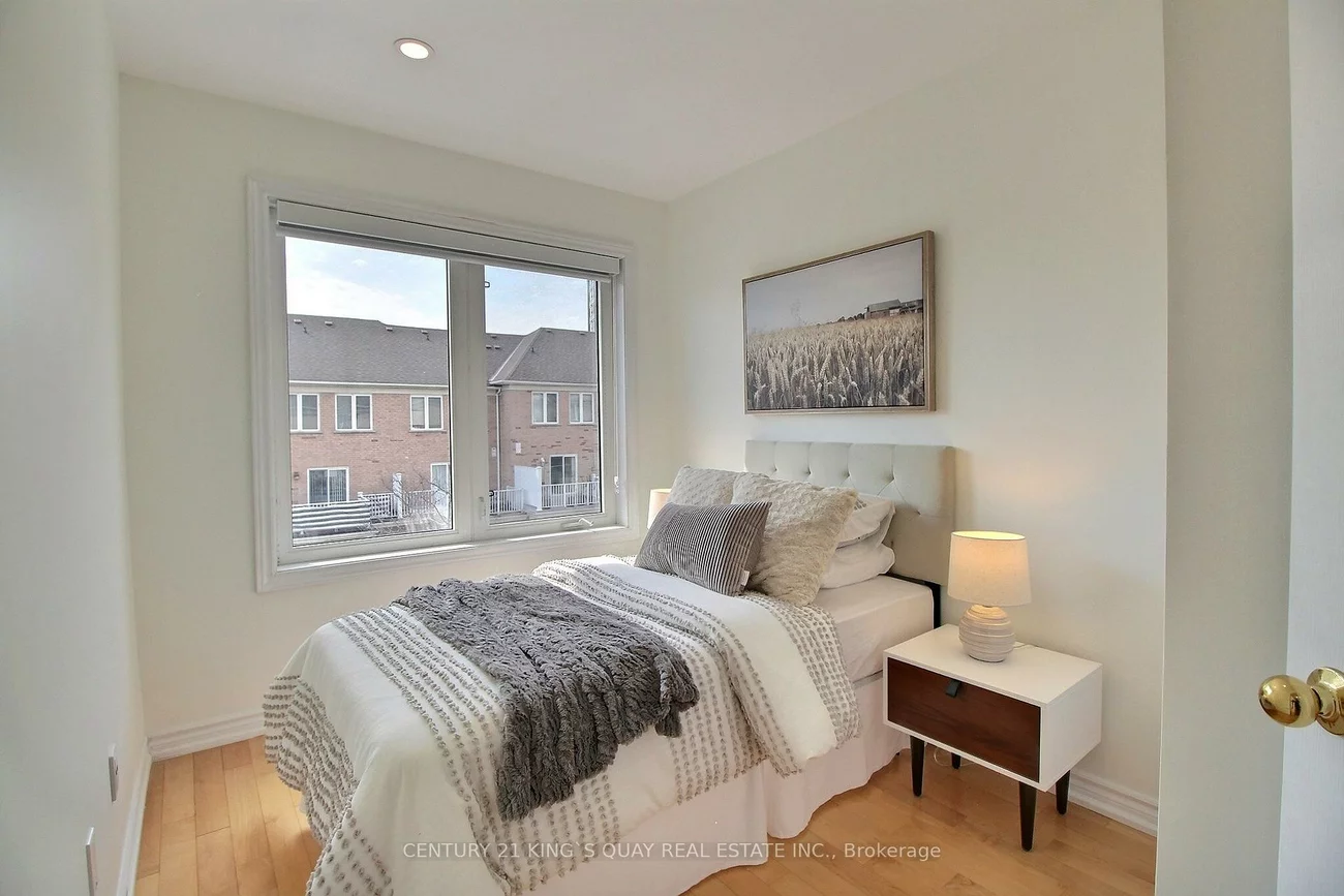 40, Leitchcroft, Commerce Valley, Markham