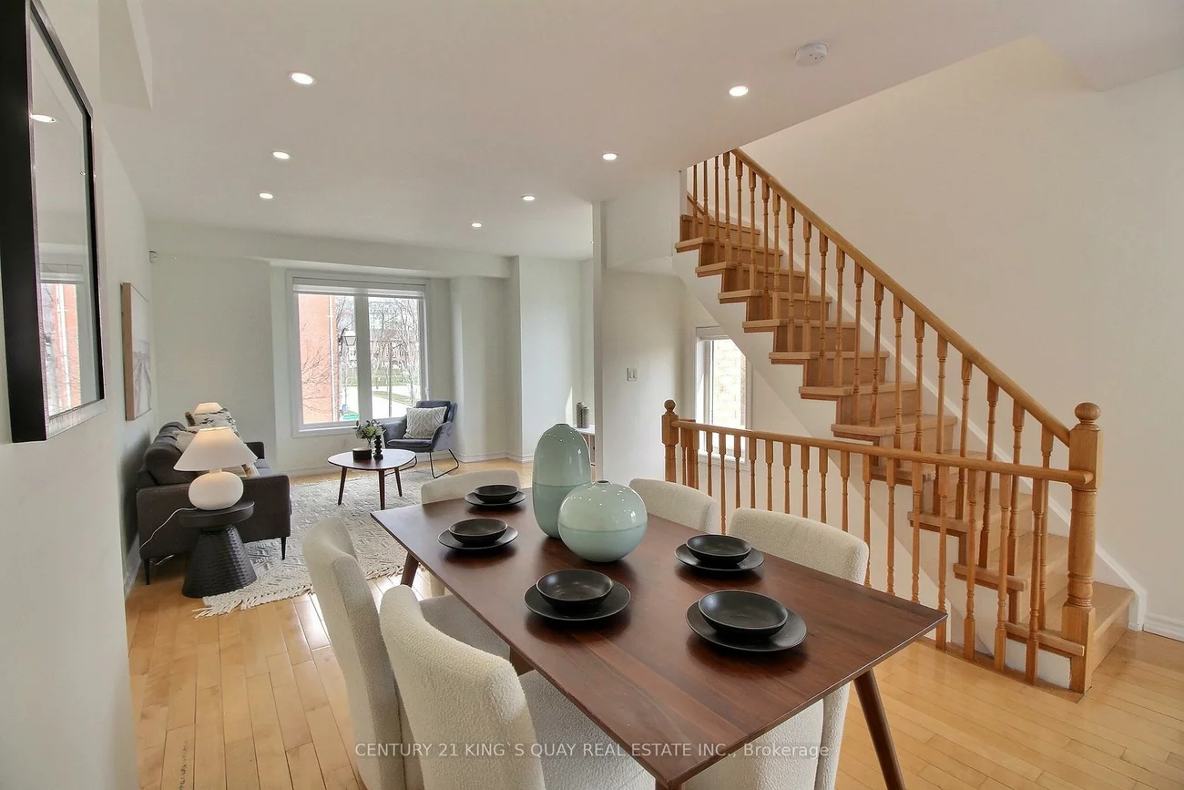 40, Leitchcroft, Commerce Valley, Markham