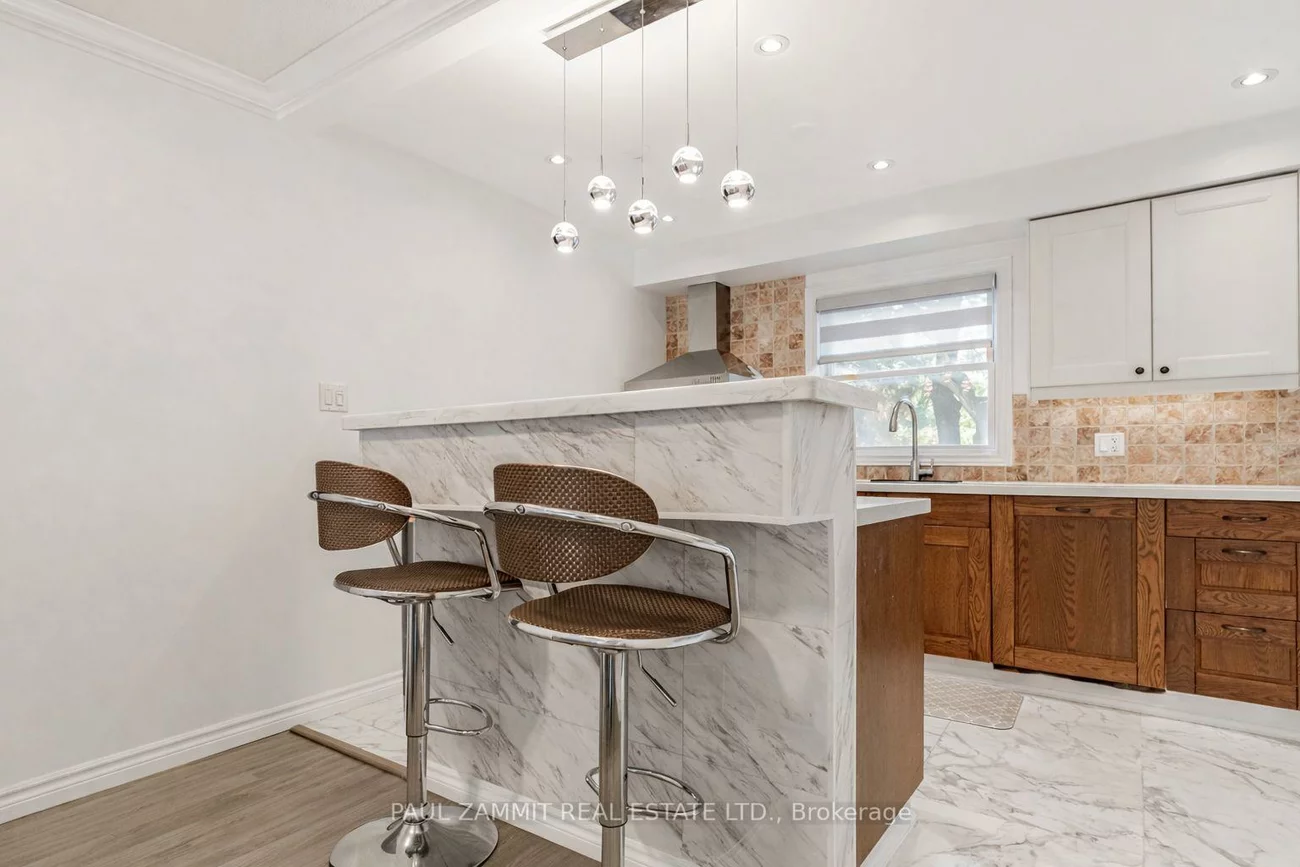 42, Windsor Court, German Mills, Markham