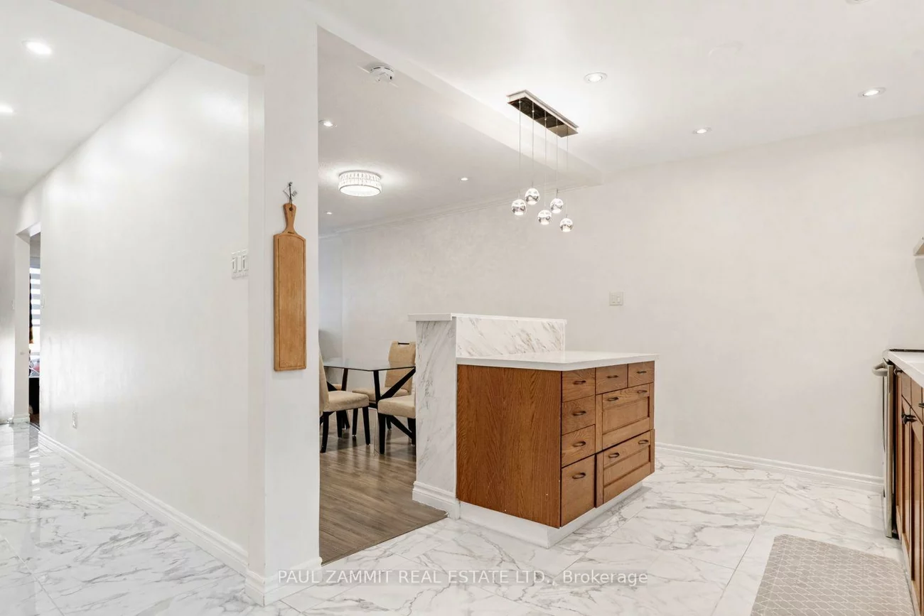 42, Windsor Court, German Mills, Markham