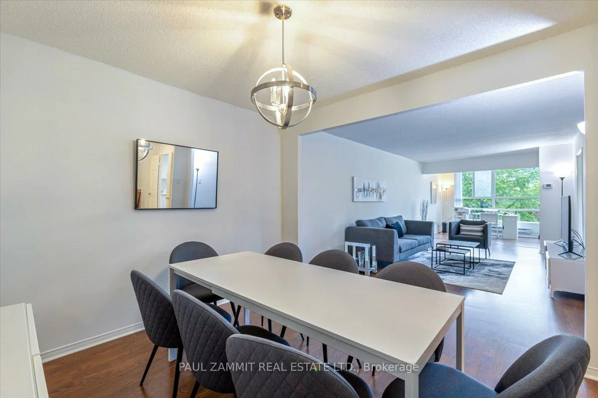 7825, Bayview, Aileen-Willowbrook, Markham