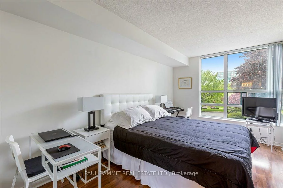 7825, Bayview, Aileen-Willowbrook, Markham