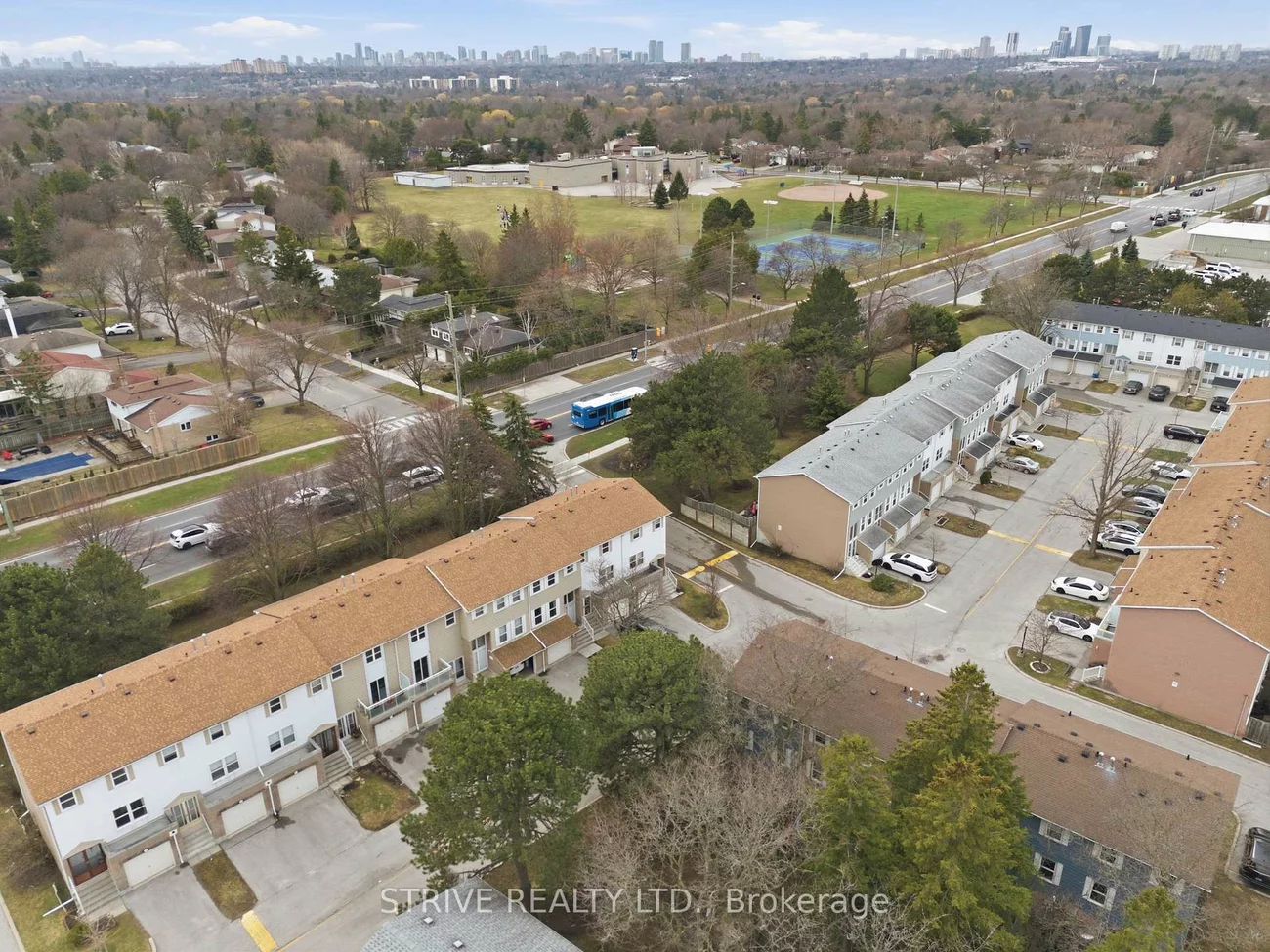 1718, John, Bayview Fairway-Bayview Country Club Estates, Markham