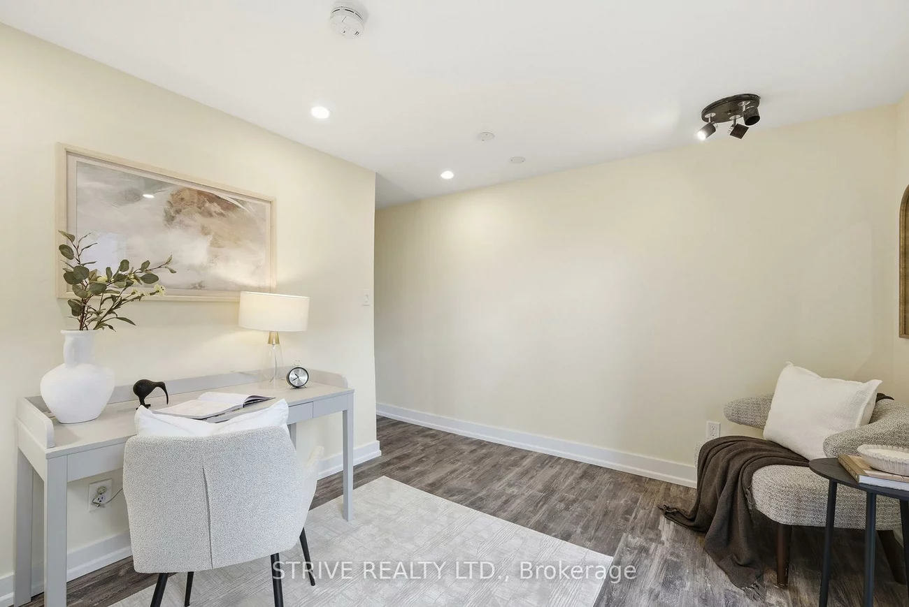 1718, John, Bayview Fairway-Bayview Country Club Estates, Markham