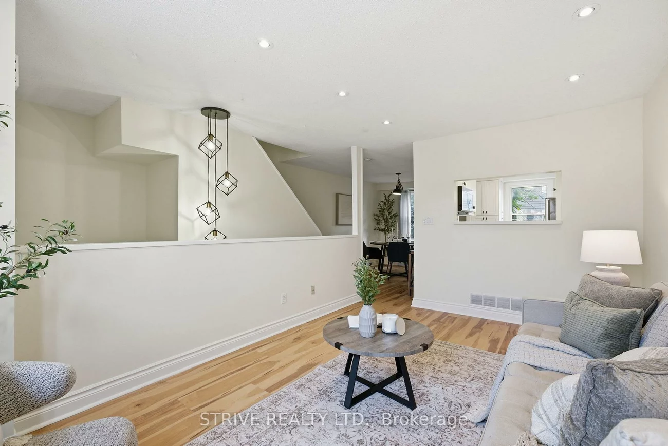 1718, John, Bayview Fairway-Bayview Country Club Estates, Markham