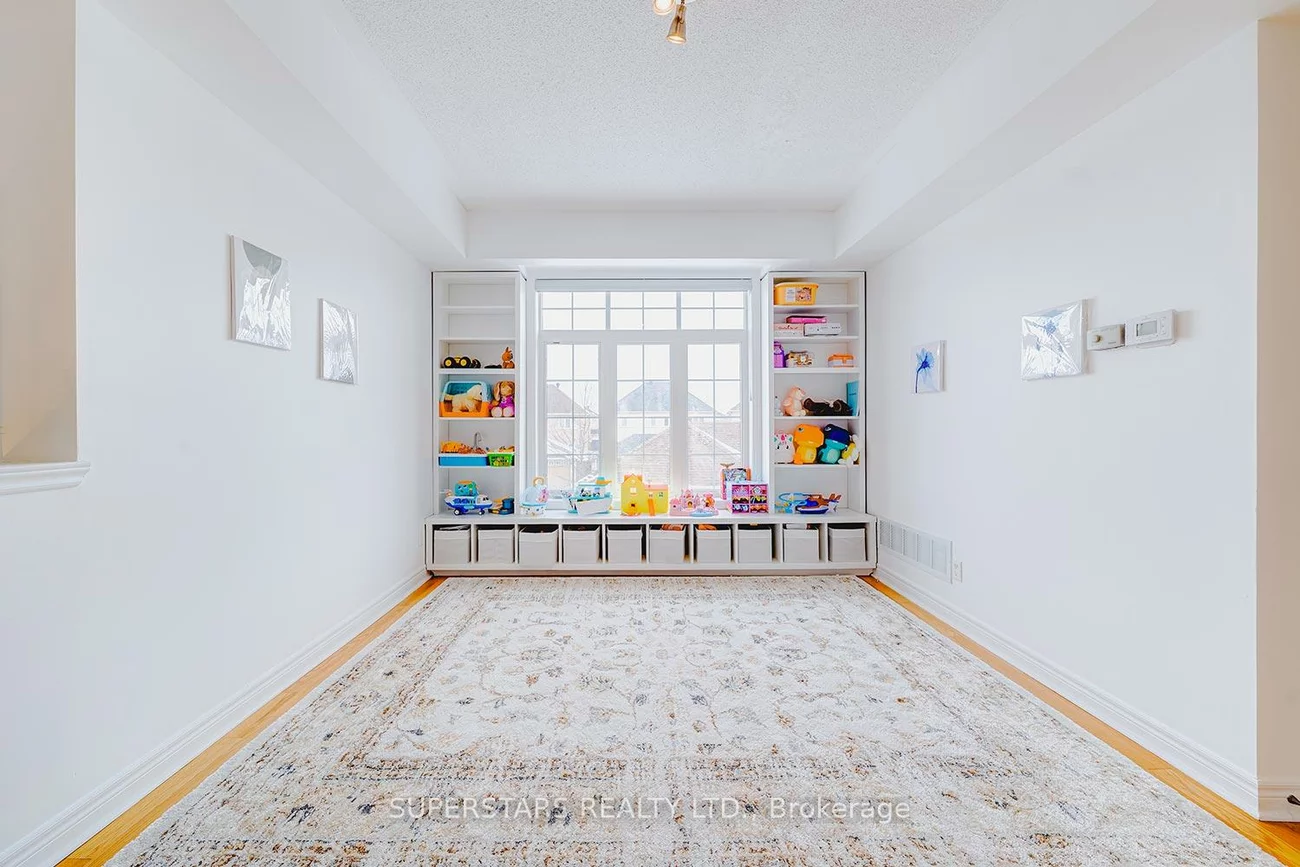 30, Greensborough Village, Greensborough, Markham