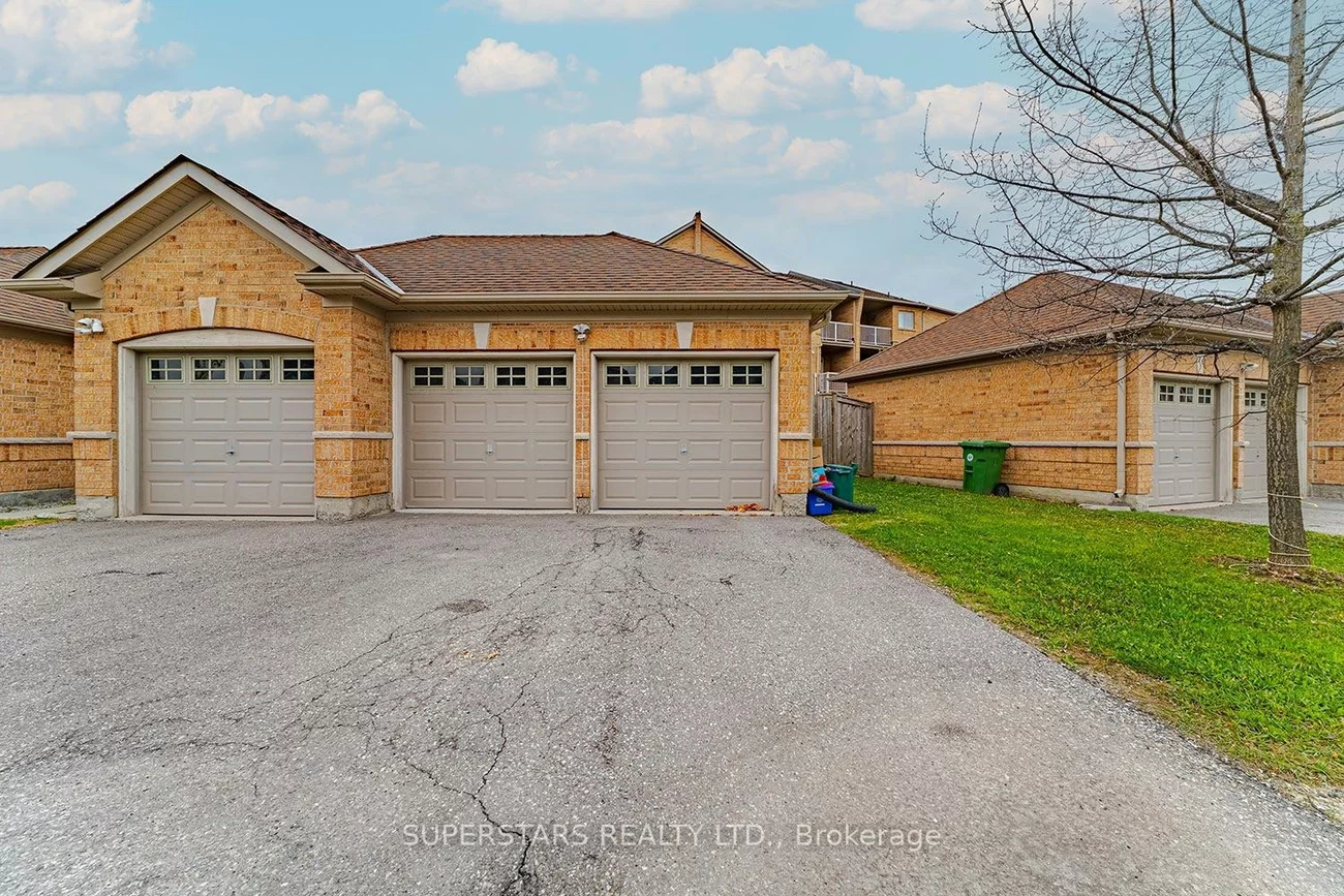 30, Greensborough Village, Greensborough, Markham