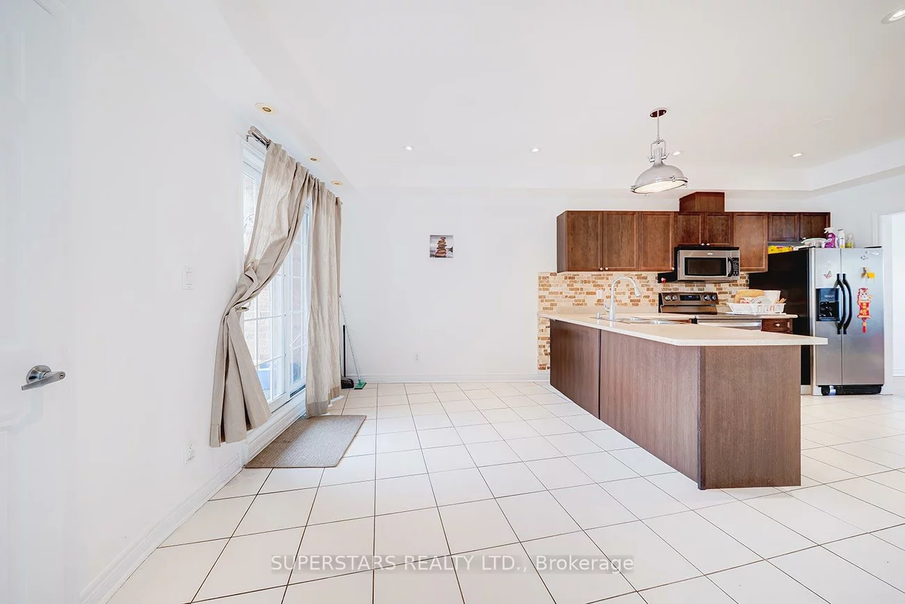 30, Greensborough Village, Greensborough, Markham