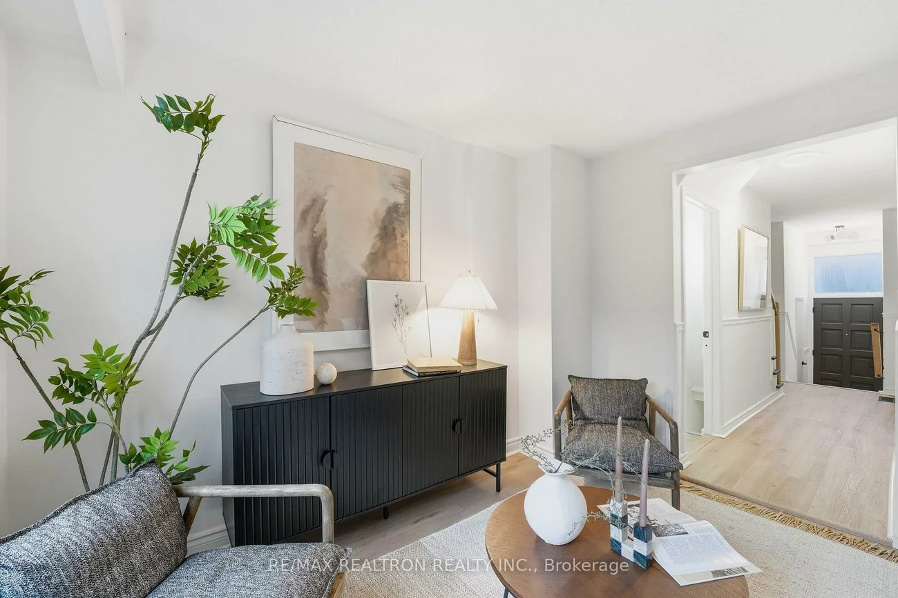 39, The Carriage, Royal Orchard, Markham