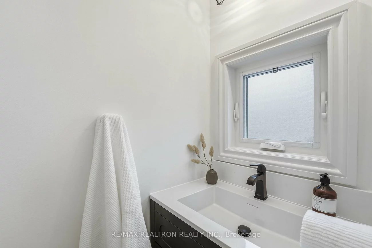 39, The Carriage, Royal Orchard, Markham