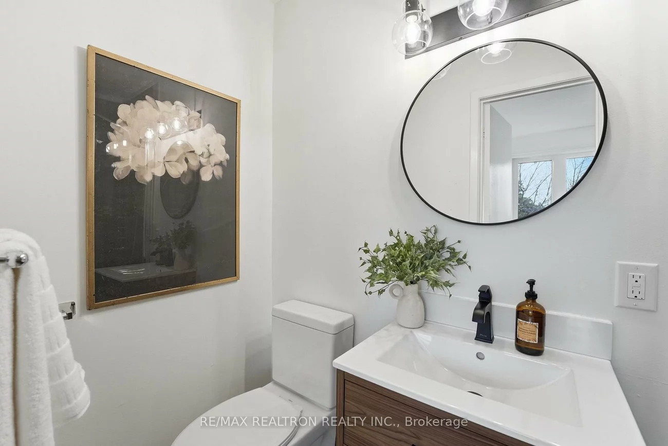 39, The Carriage, Royal Orchard, Markham