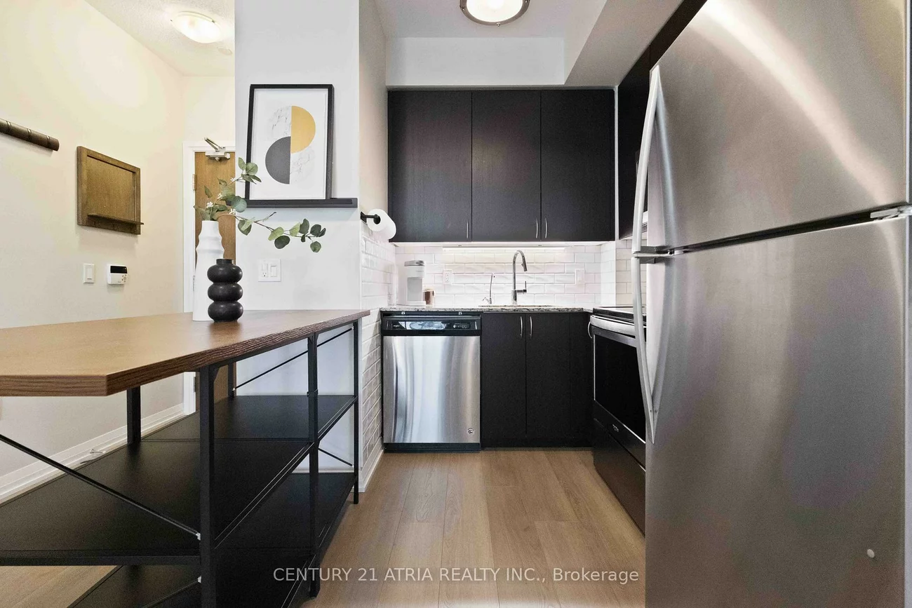 9560, Markham, Wismer, Markham