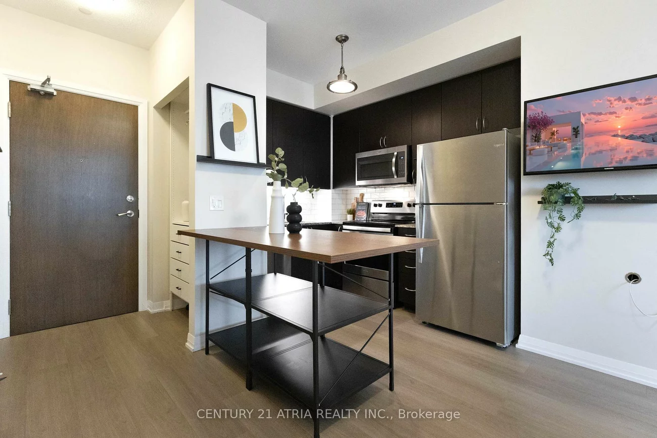 9560, Markham, Wismer, Markham