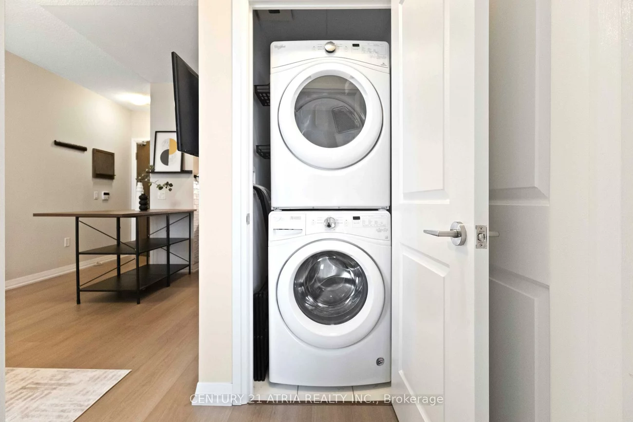 9560, Markham, Wismer, Markham