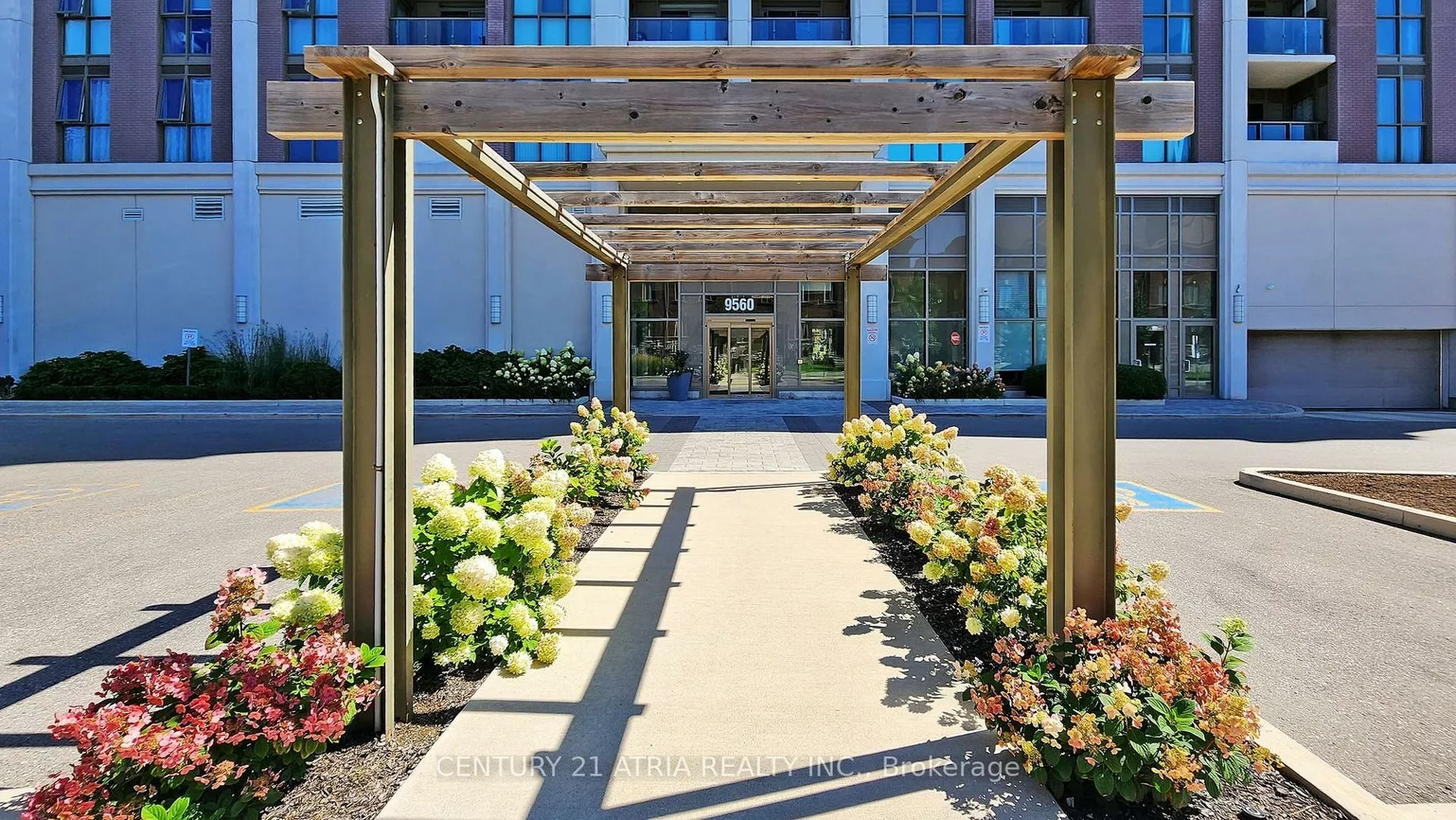 9560, Markham, Wismer, Markham