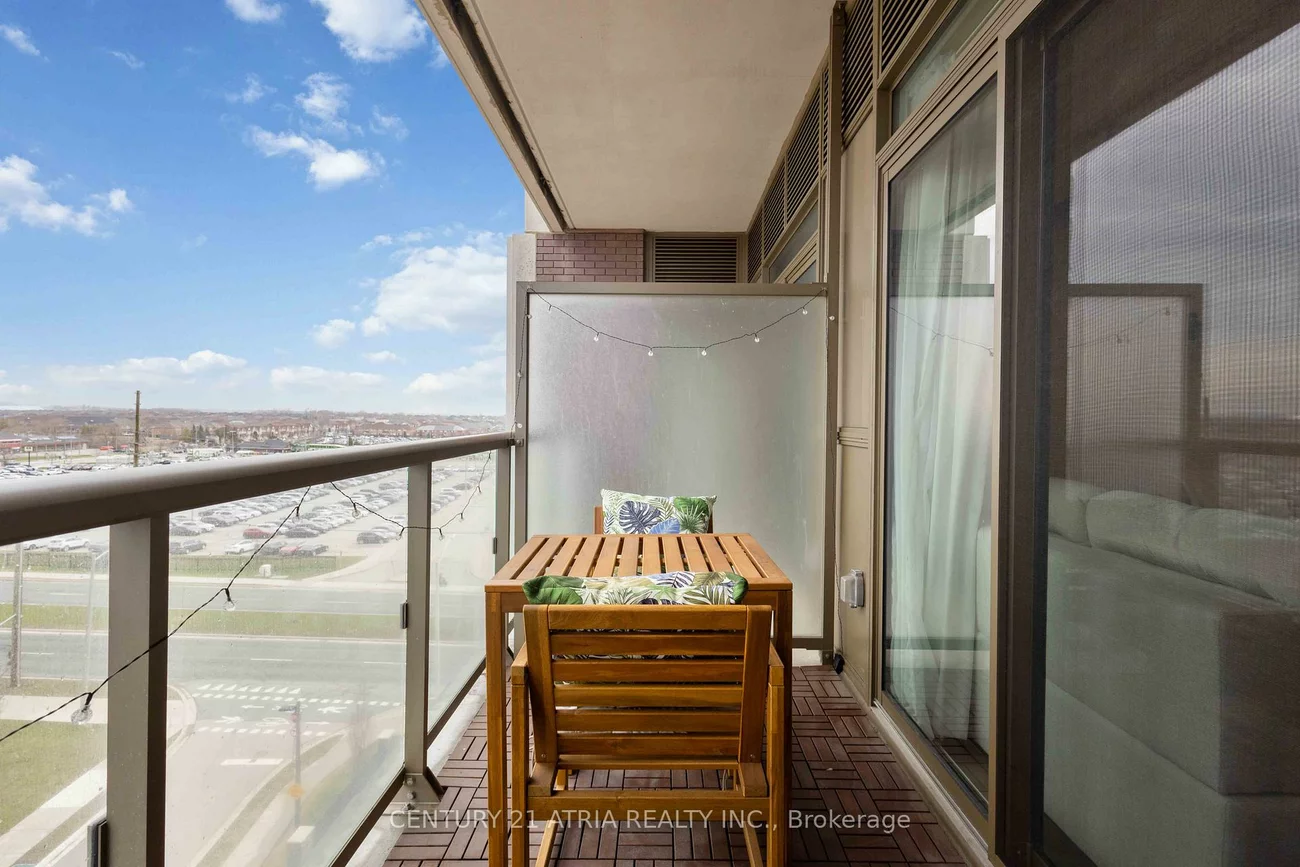 9560, Markham, Wismer, Markham