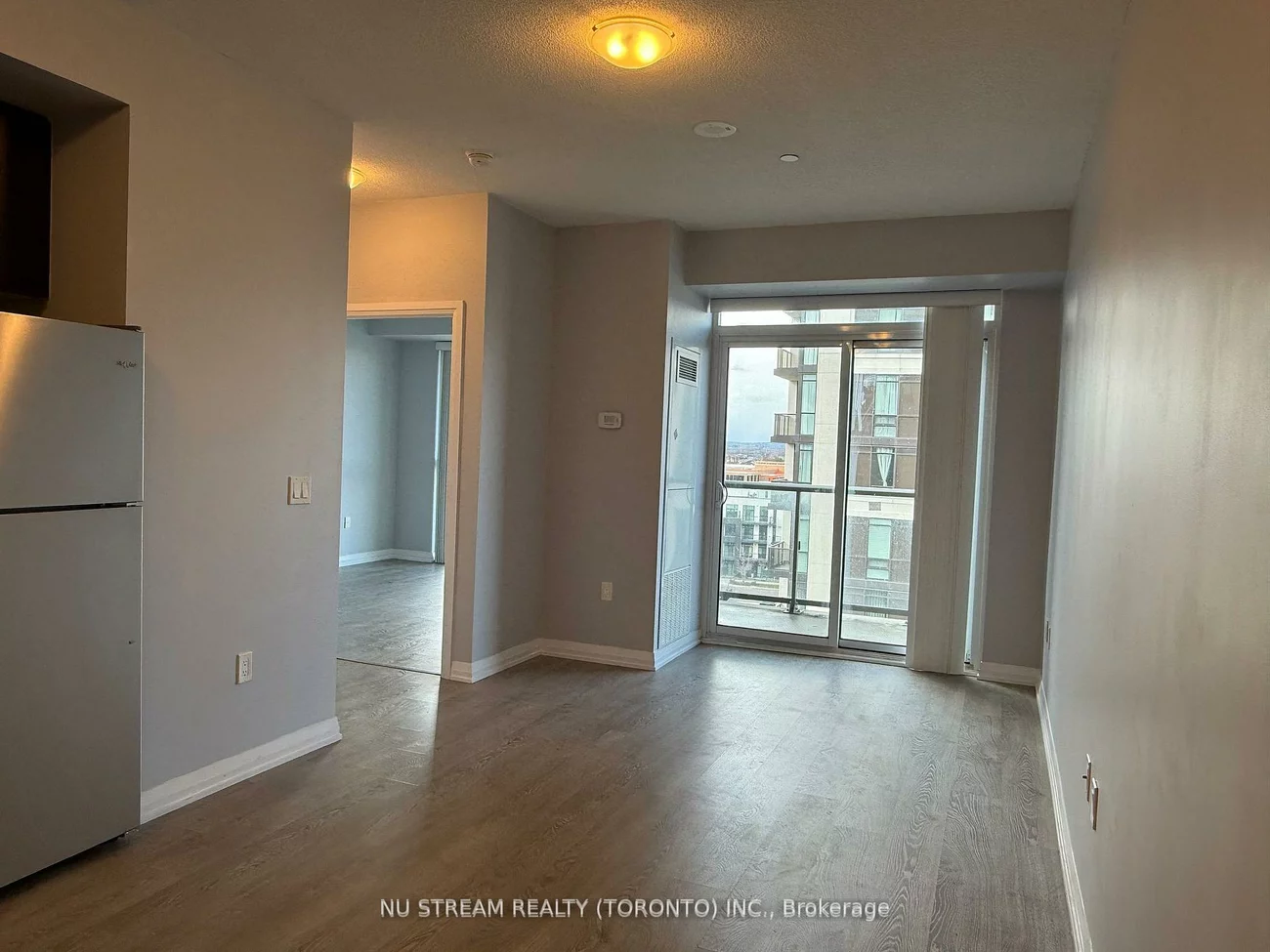 9560, Markham, Wismer, Markham