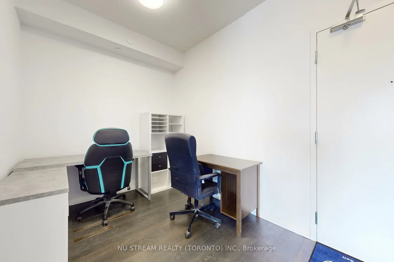 540, Bur Oak, Berczy, Markham
