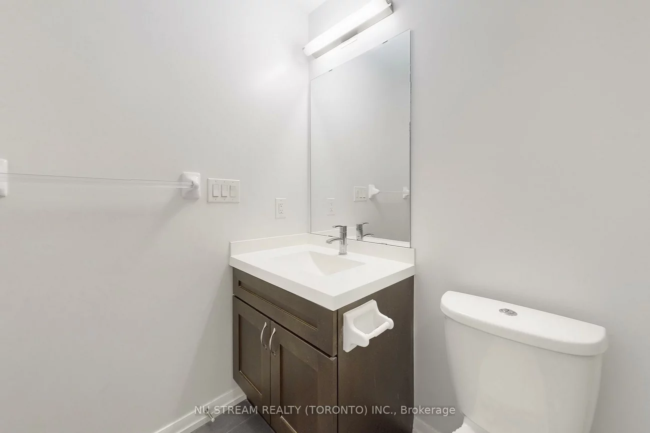 540, Bur Oak, Berczy, Markham