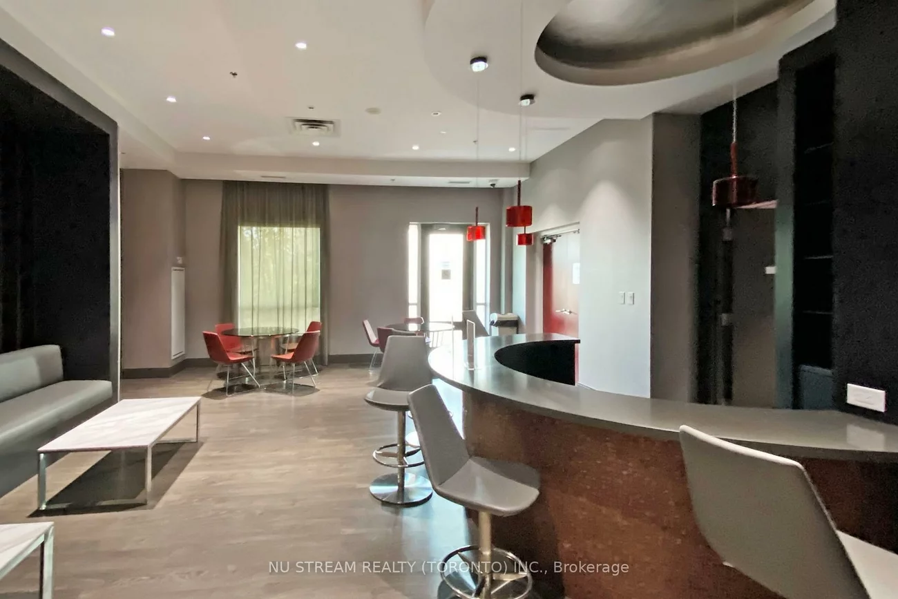 540, Bur Oak, Berczy, Markham