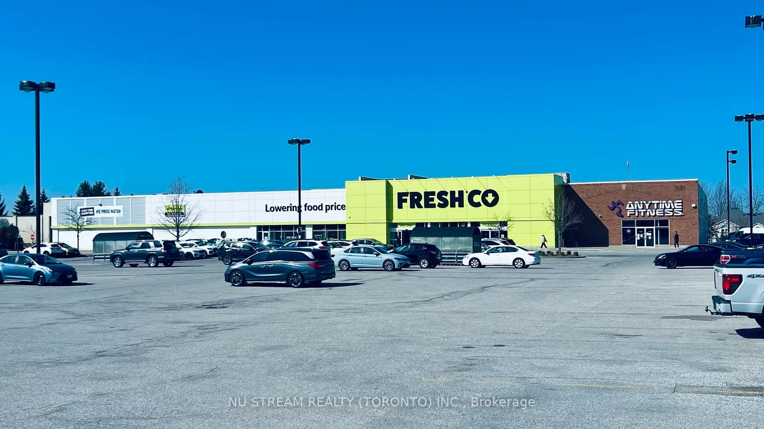 540, Bur Oak, Berczy, Markham