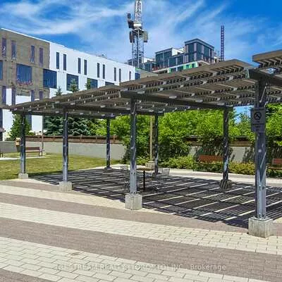 540, Bur Oak, Berczy, Markham