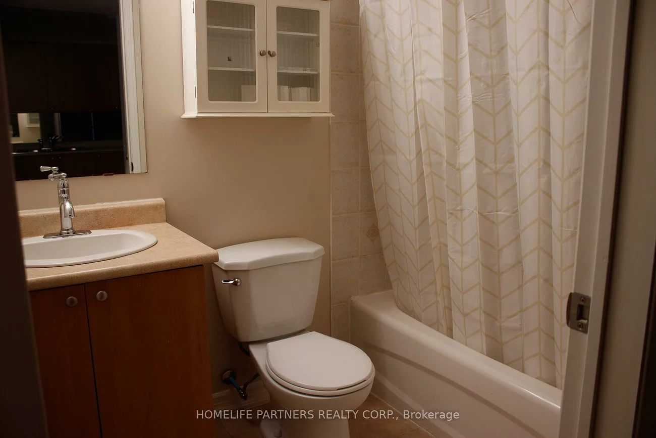 2275, Bur Oak, Greensborough, Markham