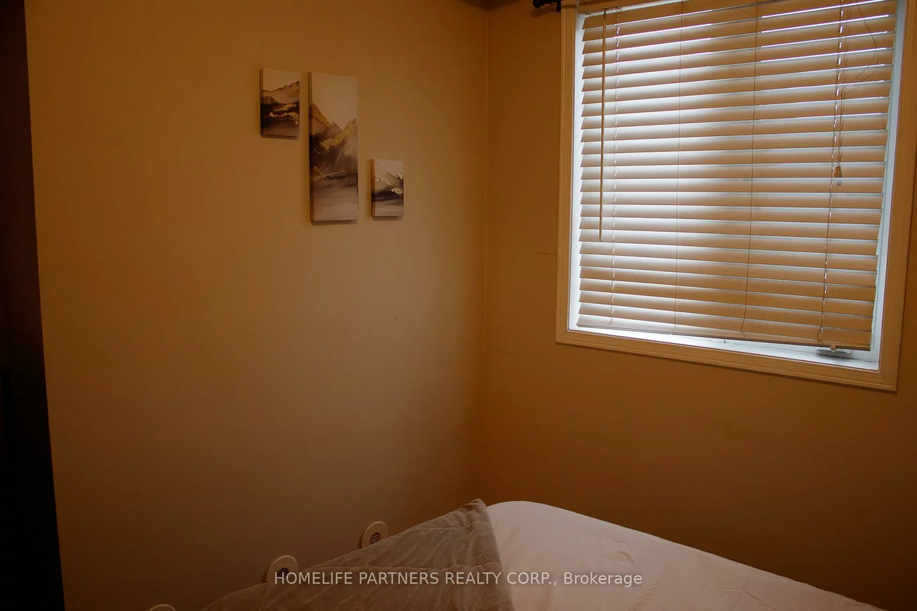 2275, Bur Oak, Greensborough, Markham