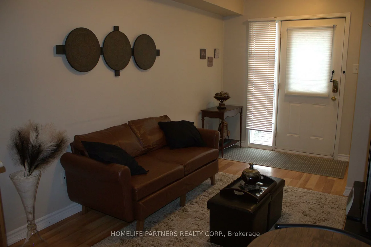 2275, Bur Oak, Greensborough, Markham