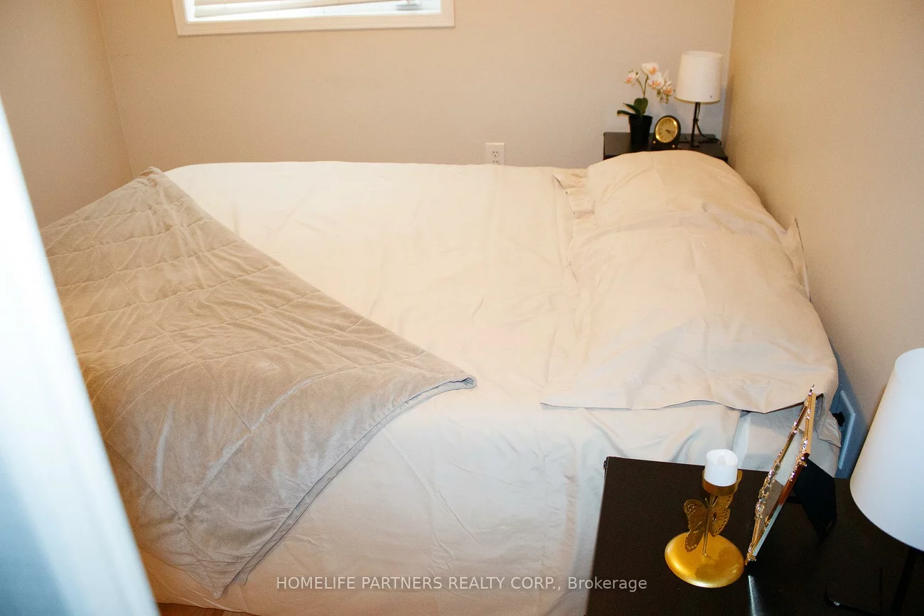 2275, Bur Oak, Greensborough, Markham