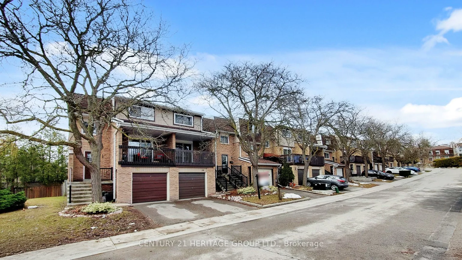 34, Dunkeld, Royal Orchard, Markham