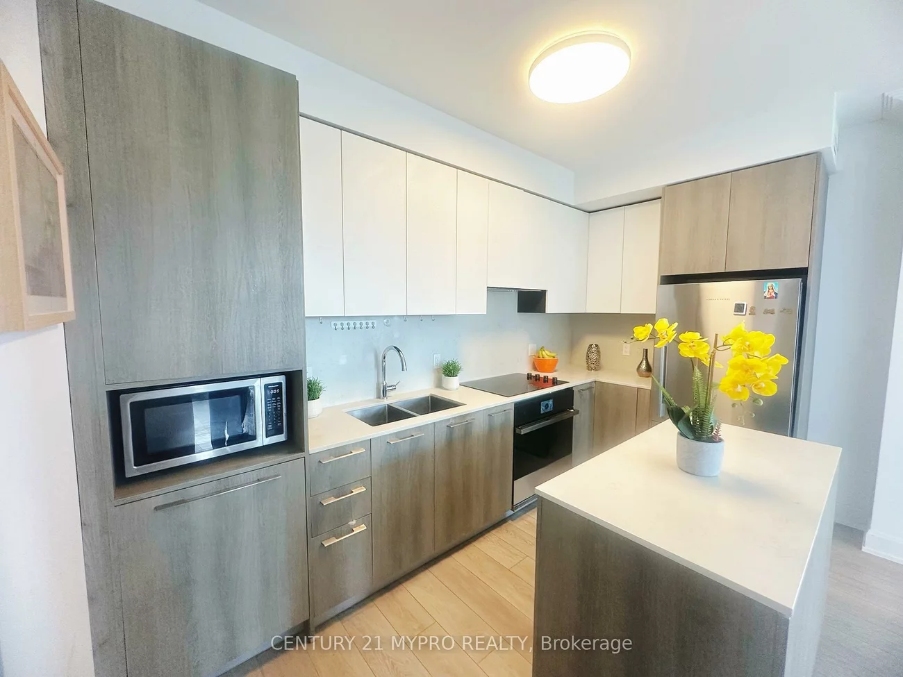 38, Water Walk, Unionville, Markham