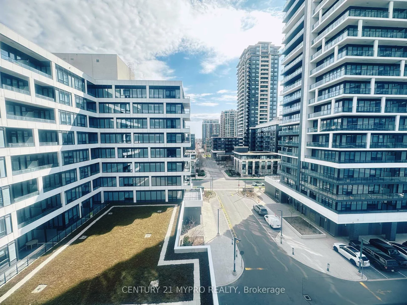 38, Water Walk, Unionville, Markham